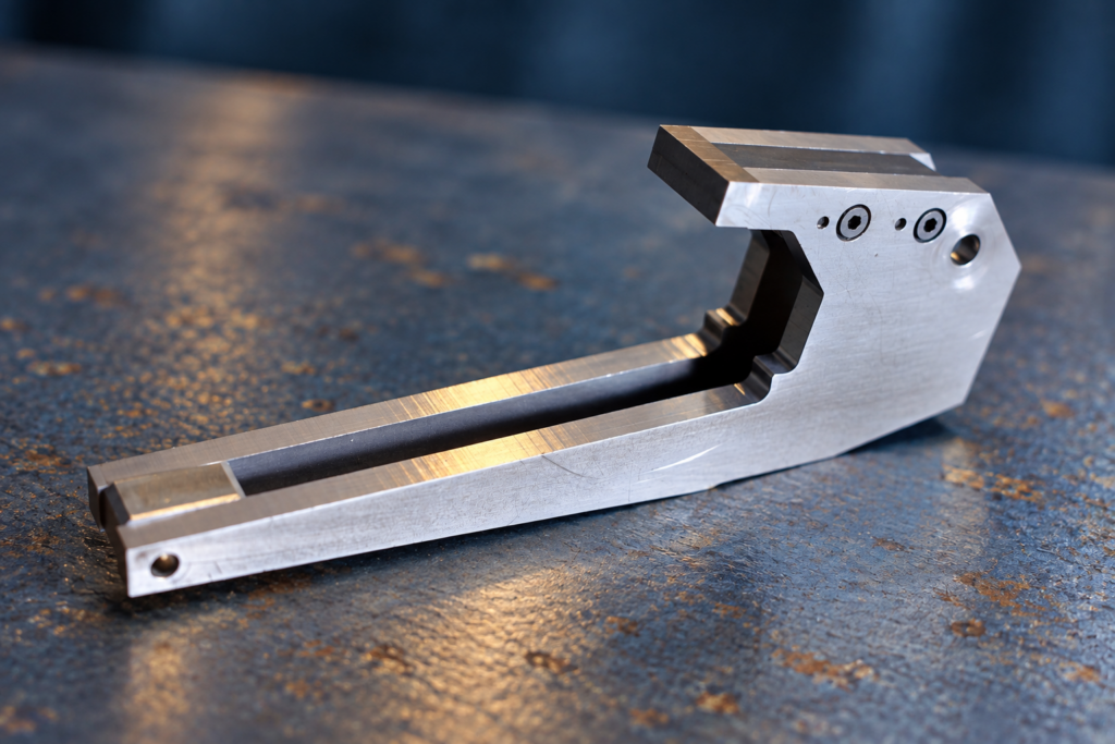 CNC-gefertigtes Aluminiumbauteil als individuelle Sonderanfertigung